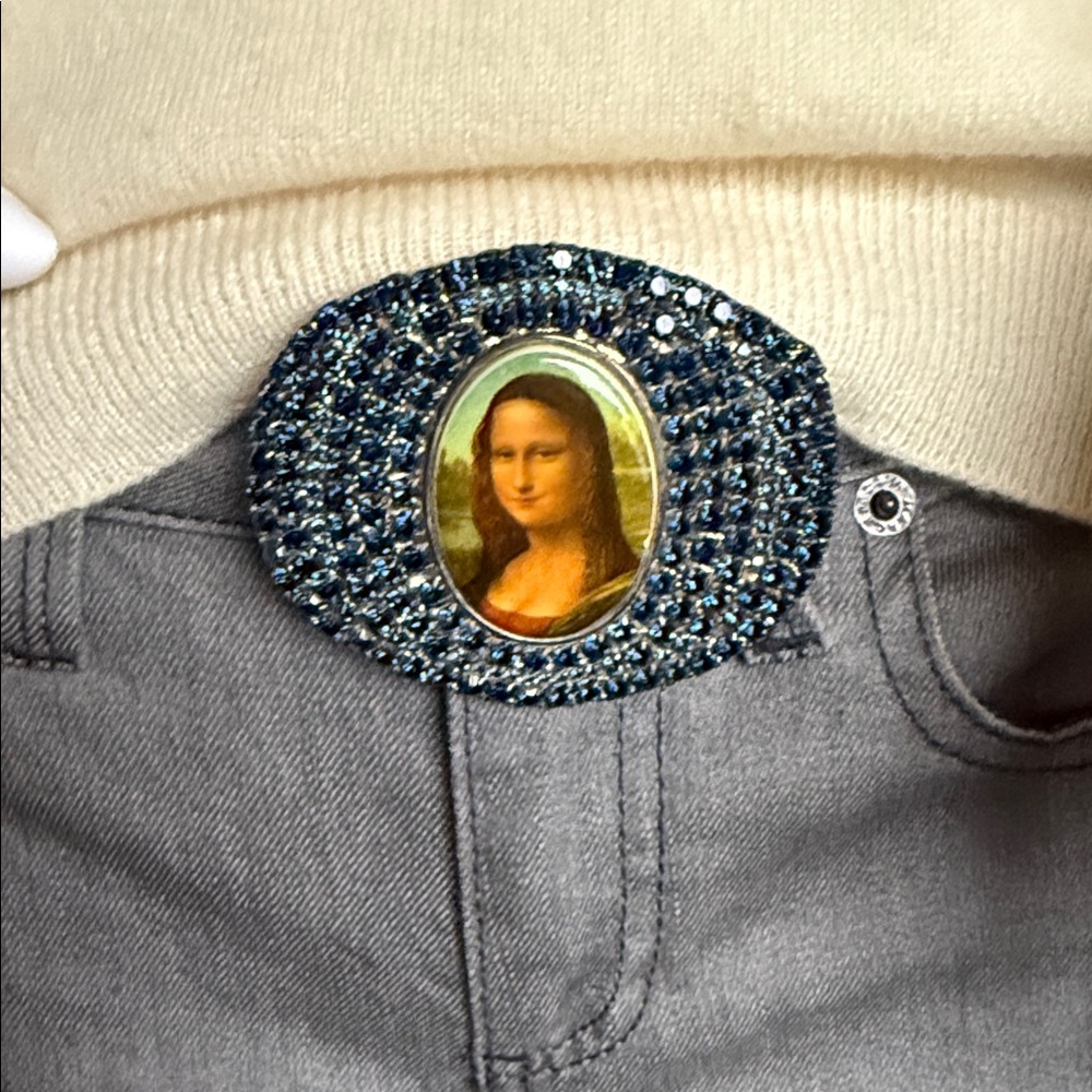 Belt buckle. Custom. Swarovski Crystal